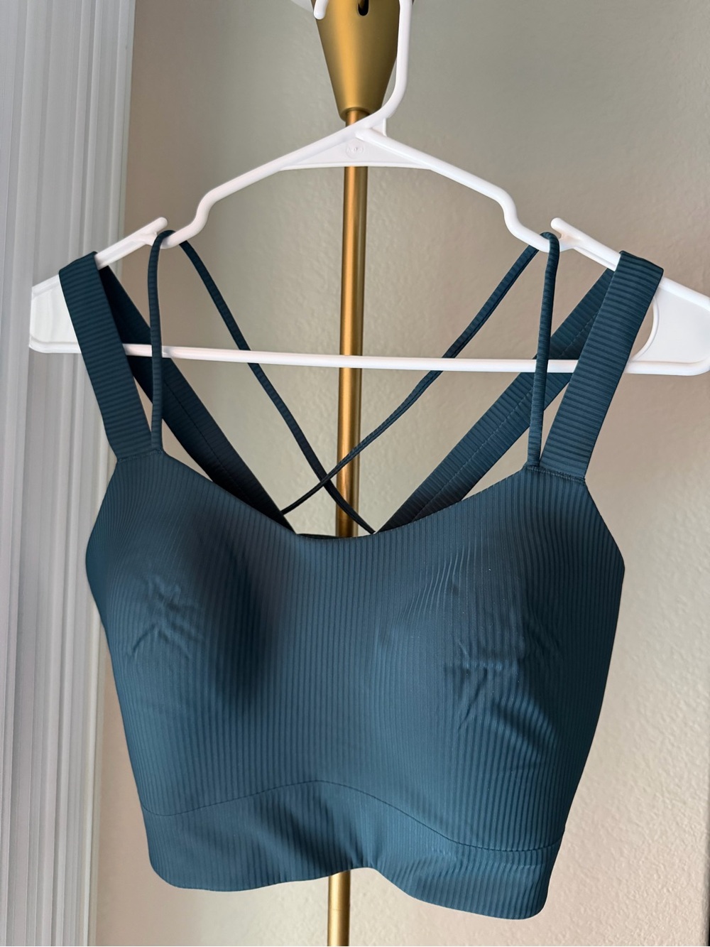 NWT Lululemon Indochine Blue Sports Bra with Soft Cups - Size 10 (D/DD Cup)